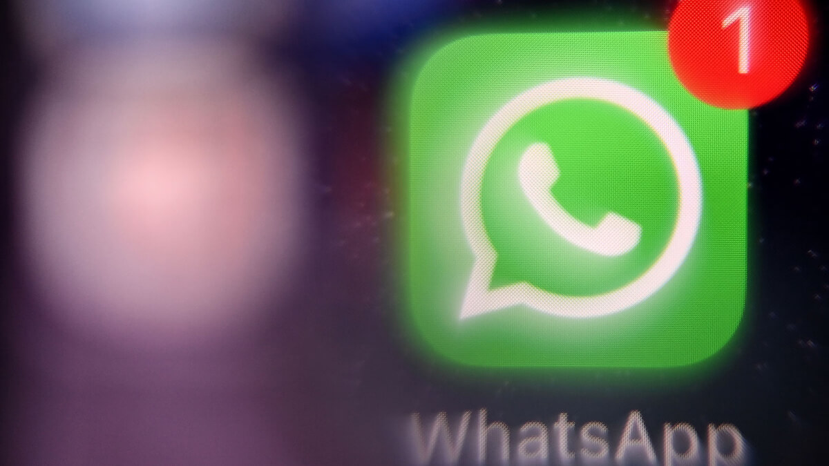 WhatsApp users targeted by self-propagating malware